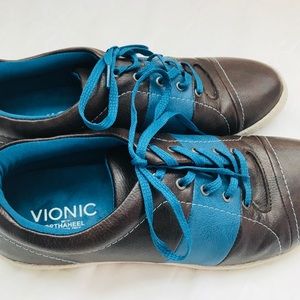 VIONIC w/Orthaheel Technology Tennis Shoes Size 10